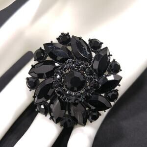 Vintage Black Rhinestone Brooch Japanned Floral Design Mid Century Unsigned